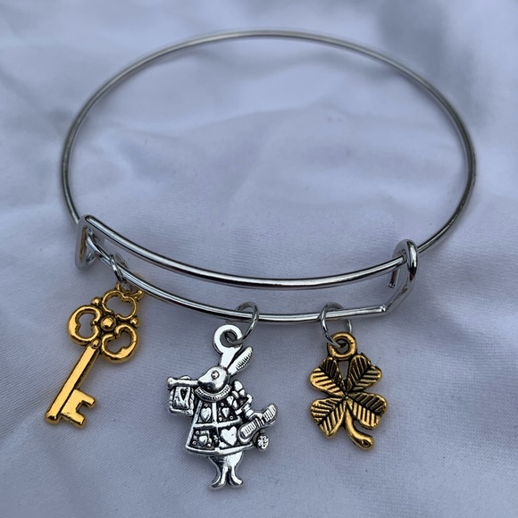 Brand New! Handmade! Adjustable Charm Bangle Bracelet! - Picture 2 of 3